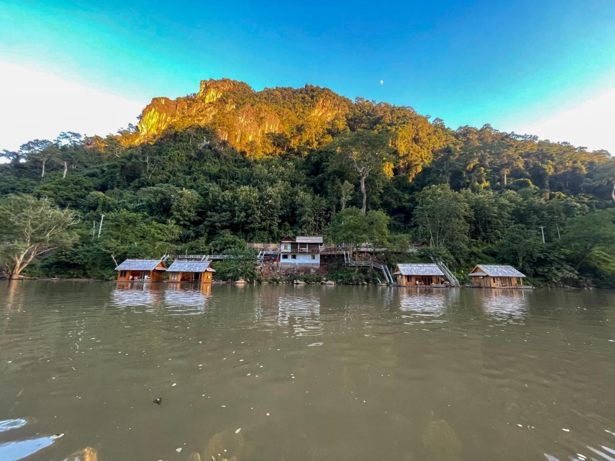 Nongkhiaw The Float House 호텔 외부 사진