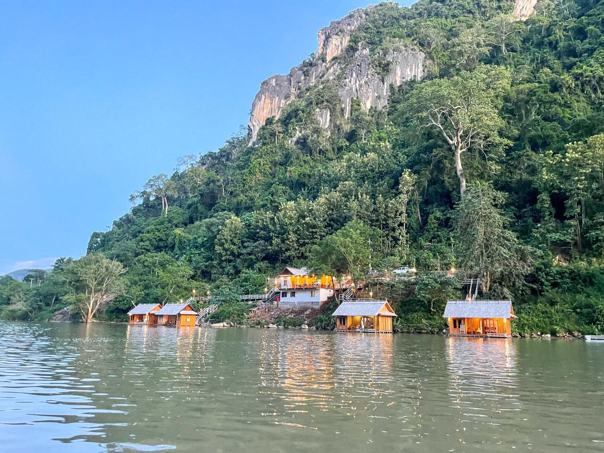 Nongkhiaw The Float House 호텔 외부 사진