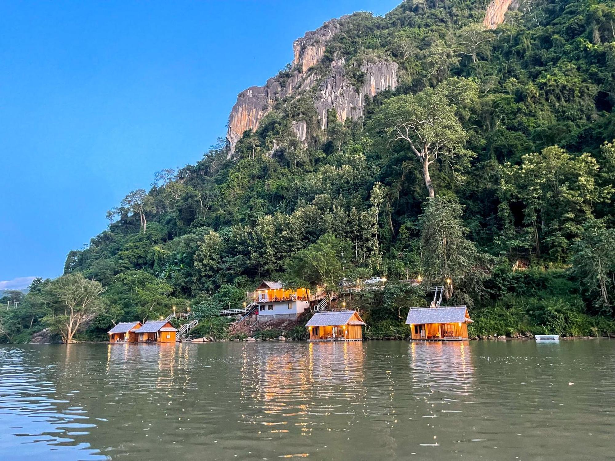 Nongkhiaw The Float House 호텔 외부 사진