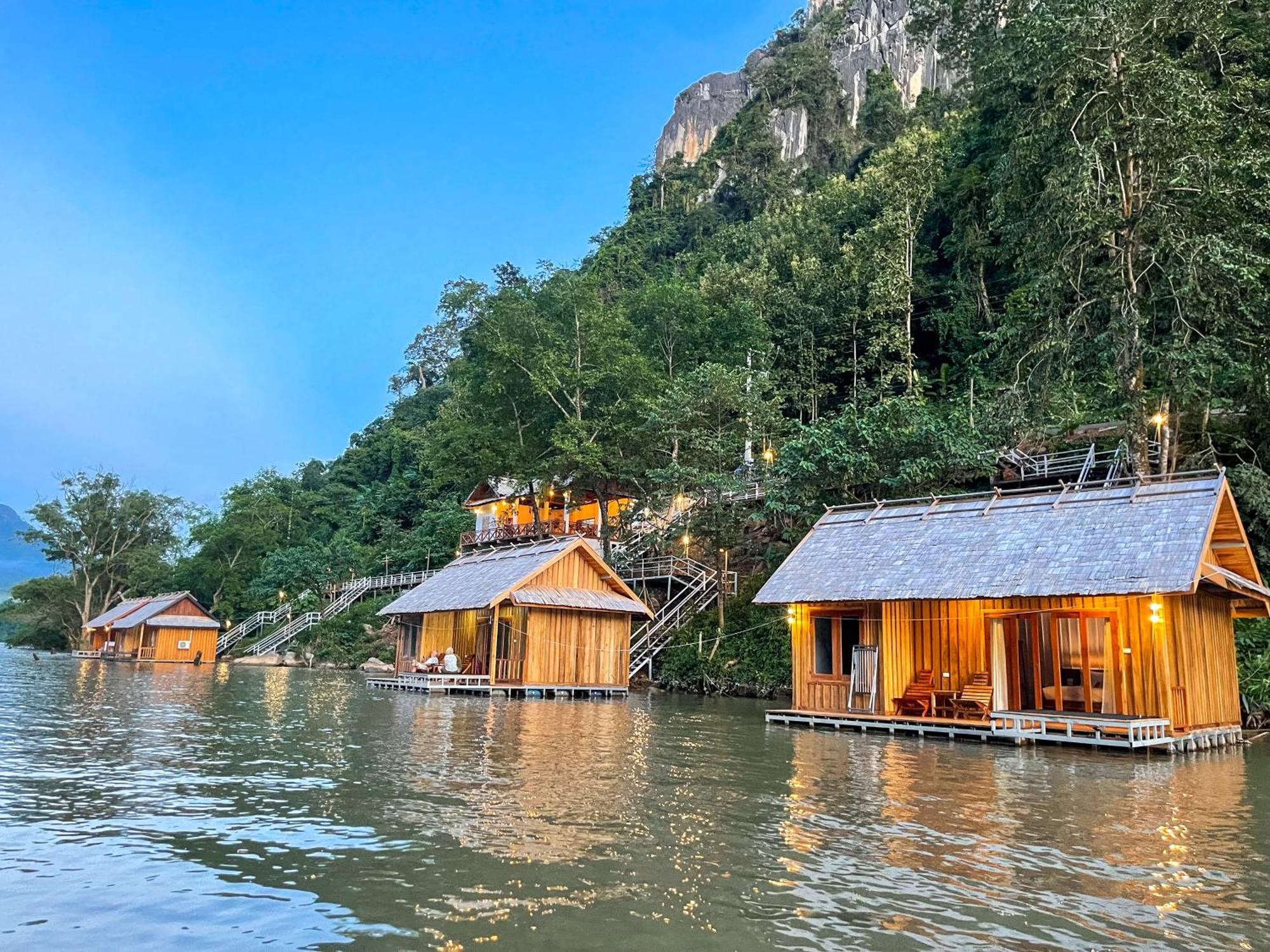 Nongkhiaw The Float House 호텔 외부 사진