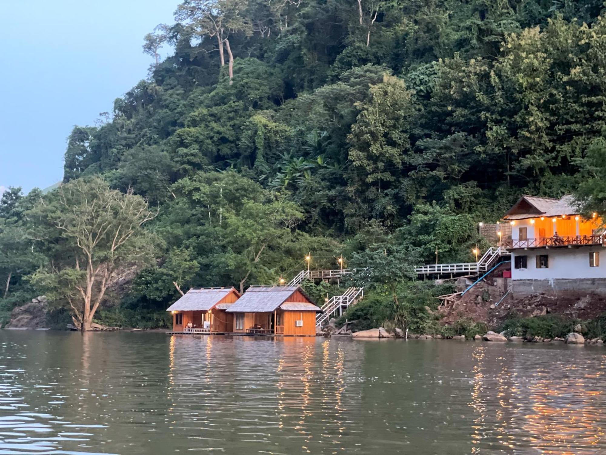 Nongkhiaw The Float House 호텔 외부 사진